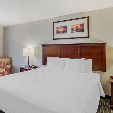 Country Inn & Suites By Radisson, Ashland - Hanover, Va Exterior photo